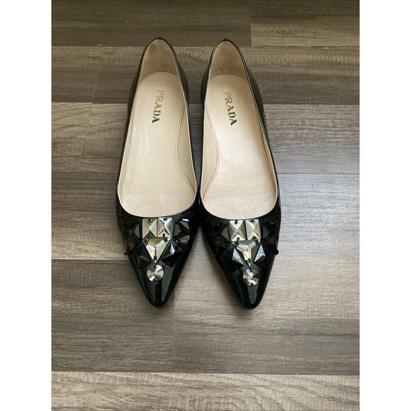 PRADA Black PATENT LEATHER FLAT SHOES SIZE 37 ITALY Studded - Picture 1 of 12